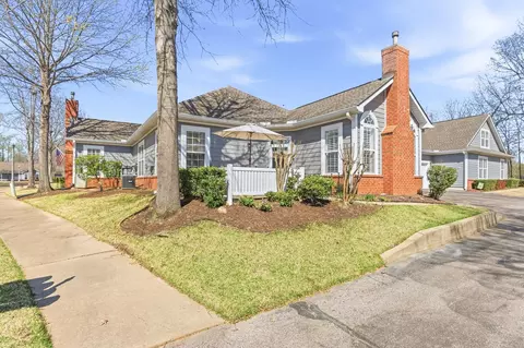 1075 Oak Timber Cir #69, Collierville, TN 38017