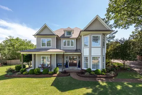 8515 Sweet Oaks Cv, Germantown, TN 38138