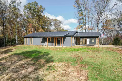 20835 Highway 64 Hwy, Bolivar, TN 38008