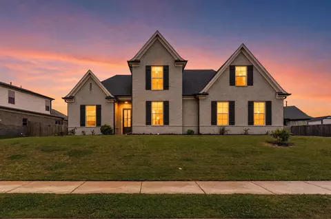 75 Laurel Wood Ln, Oakland, TN 38060