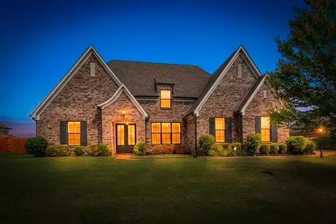 6320 Chippewa Dr, Olive Branch, MS 38654