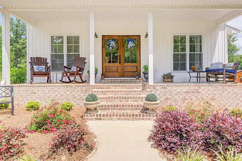 Exterior - 286 Graham Rd, Iuka, MS 38852 photo 5 of 11