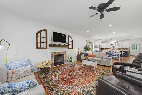 Living - 286 Graham Rd, Iuka, MS 38852 photo 1 of 2