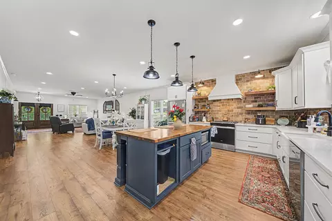Kitchen - 286 Graham Rd, Iuka, MS 38852 photo 1 of 5