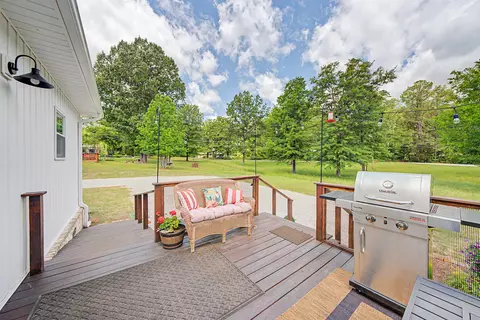 Exterior - 286 Graham Rd, Iuka, MS 38852 photo 10 of 11
