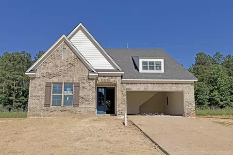 135 Ridgefield Dr, Oakland, TN 38060