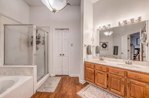 Bath - 3445 Drummonds Rd, Drummonds, TN 38023 photo 1 of 3