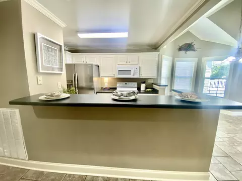 Kitchen - 39 Frank Freeway Dr, Iuka, MS 38852 photo 2 of 2
