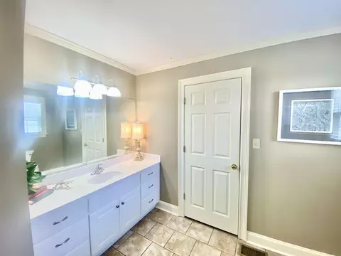 Bath - 39 Frank Freeway Dr, Iuka, MS 38852 photo 2 of 4
