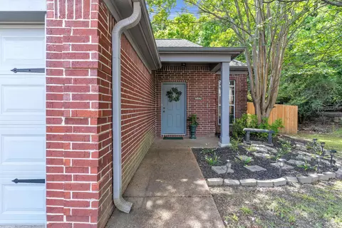 889 Abbey Grove Ln, Cordova, TN 38018