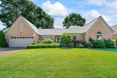 1002 Wildbird Ln, Collierville, TN 38017