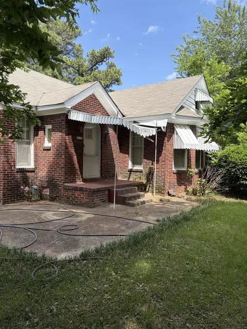 1112 Dellwood Dr, Memphis, TN 38127