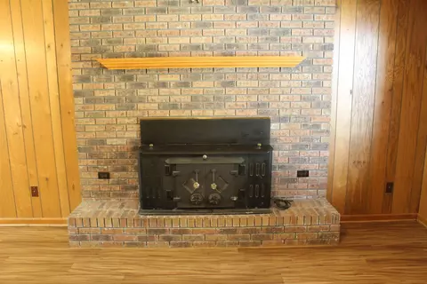 Living - 3360 Ebenezer Rd, Toone, TN 38381 photo 5 of 5