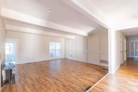 Living - 415 Key Rd, Collierville, TN 38017 photo 5 of 9