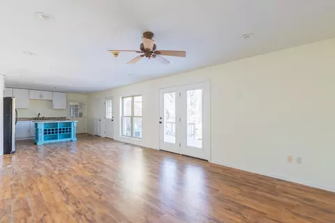 Living - 415 Key Rd, Collierville, TN 38017 photo 6 of 9
