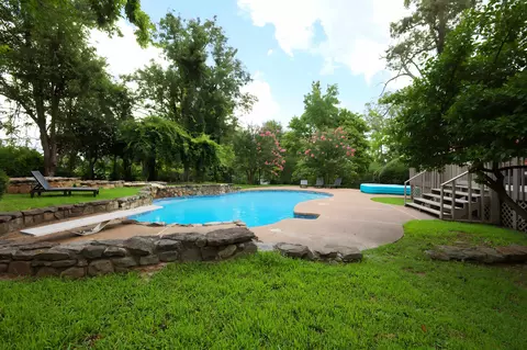 Exterior - 415 Key Rd, Collierville, TN 38017 photo 13 of 14