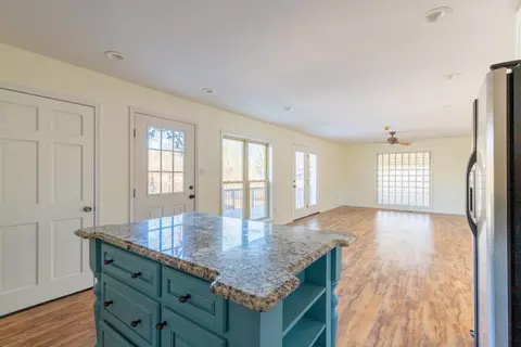 Living - 415 Key Rd, Collierville, TN 38017 photo 7 of 9
