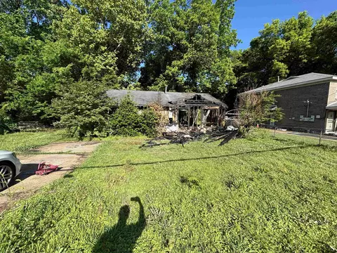 319 N Dunlap St, Memphis, TN 38105