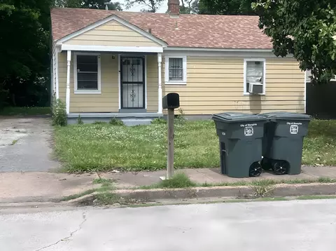 572 Burlington Cir, Memphis, TN 38127