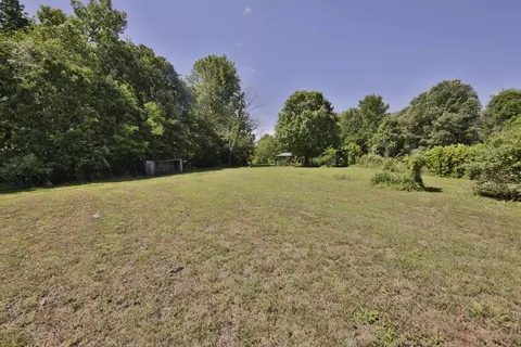 Exterior - 901 Armstrong Rd, Drummonds, TN 38023 photo 8 of 12