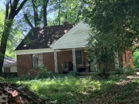 2211 Carnes Ave, Memphis, TN 38114