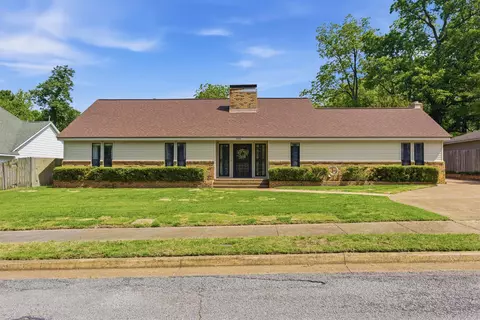 5424 Blue Ridge Pkwy, Memphis, TN 38134