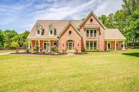 9426 Alex Dickson Cv, Bartlett, TN 38133