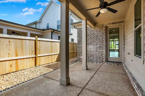 Exterior - 483 Armel Dr, Collierville, TN 38017 photo 5 of 12