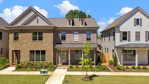 483 Armel Dr, Collierville, TN 38017