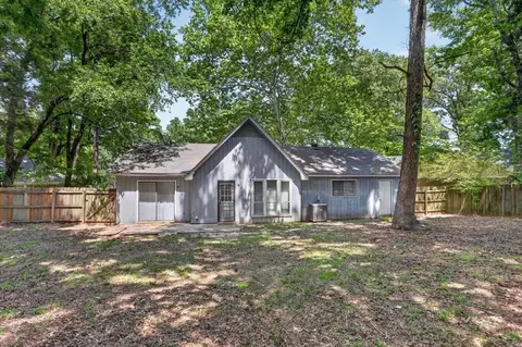 2081 Rose Garden Cv, Memphis, TN 38133