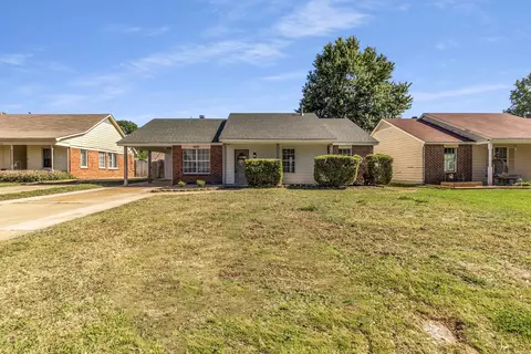 6822 Southknoll Ave, Millington, TN 38053
