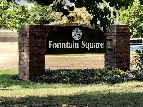 6571 Poplar Woods Cir S #5, Germantown, TN 38138