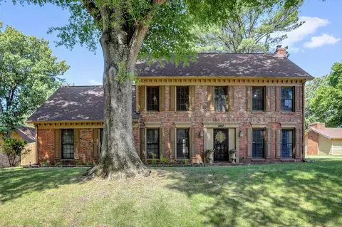 2407 Lacosta Dr, Bartlett, TN 38134