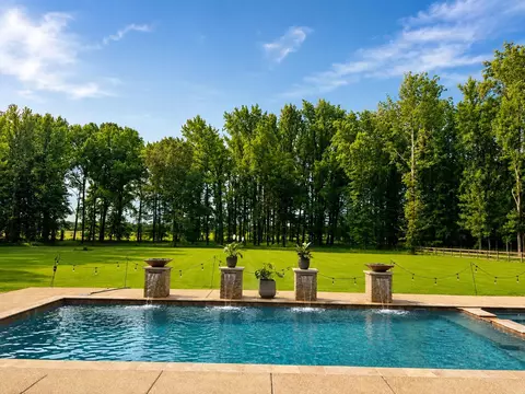 Exterior - 565 Schaeffer Loop, Eads, TN 38028 photo 7 of 11