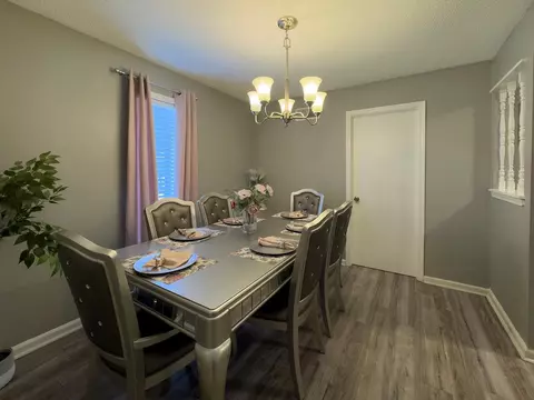 Dining - 5773 Rensslaer Dr, Bartlett, TN 38135 photo 1 of 2