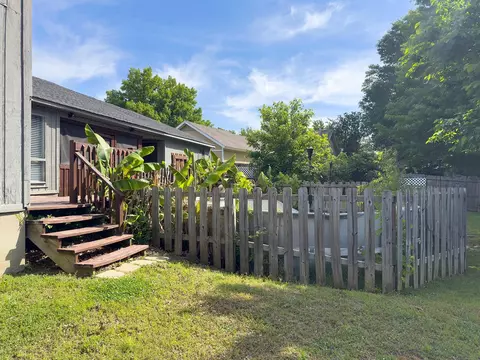 Exterior - 5773 Rensslaer Dr, Bartlett, TN 38135 photo 4 of 11