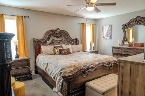Bedroom - 5773 Rensslaer Dr, Bartlett, TN 38135 photo 1 of 4