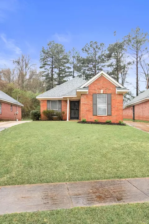 4567 Addington Dr, Memphis, TN 38128