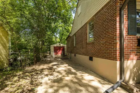 Exterior - 752 Watson St, Memphis, TN 38111 photo 8 of 10