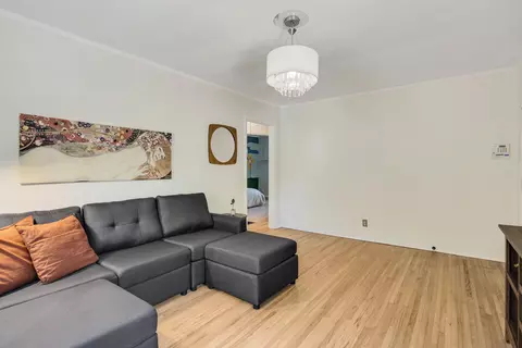Living - 752 Watson St, Memphis, TN 38111 photo 1 of 2