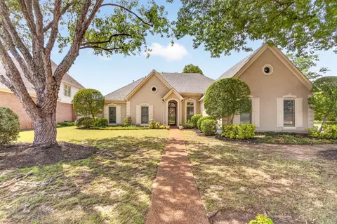1563 Quail Pointe Cir W, Memphis, TN 38120