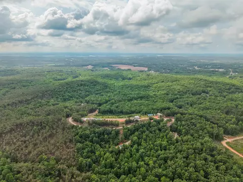 890 Burks Rd, Savannah, TN 38372