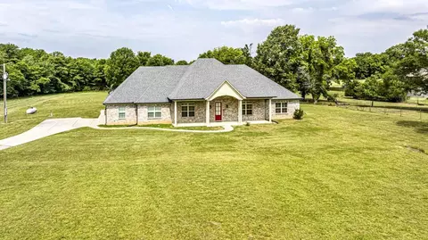 185 Belmont Rd, Mason, TN 38049