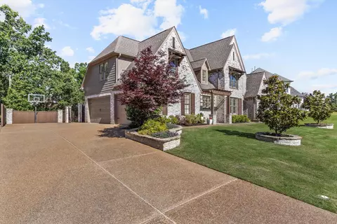 3921 Potter Woods Cv S, Lakeland, TN 38002