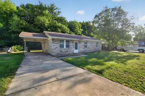 1100 Western Park Dr, Memphis, TN 38109