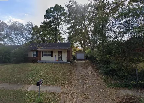 4073 Cottonwood Rd, Memphis, TN 38118
