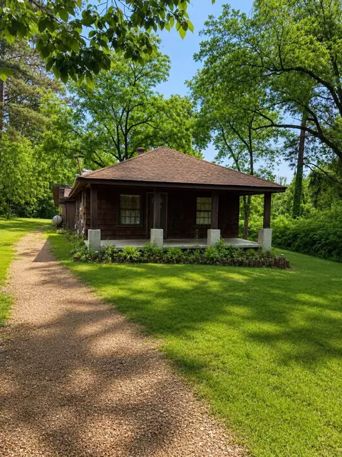 6760 Locke Rd, Millington, TN 38053