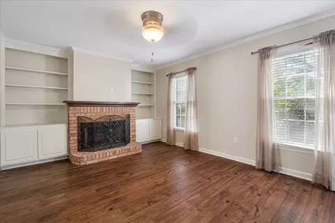 6976 Country Rd #34, Germantown, TN 38138
