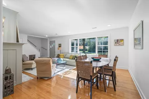 Dining - 386 Erwin Dr, Memphis, TN 38117 photo 1 of 3