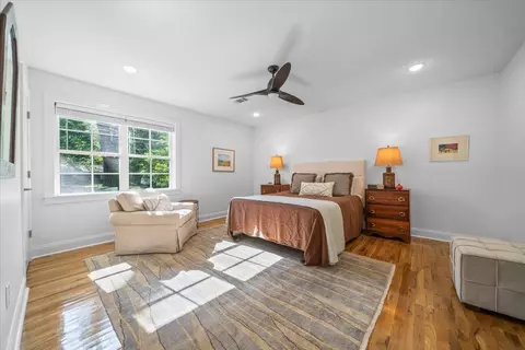 Bedroom - 386 Erwin Dr, Memphis, TN 38117 photo 1 of 3